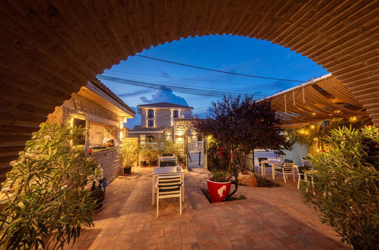 Artelier Vama Veche Hotel Exterior photo